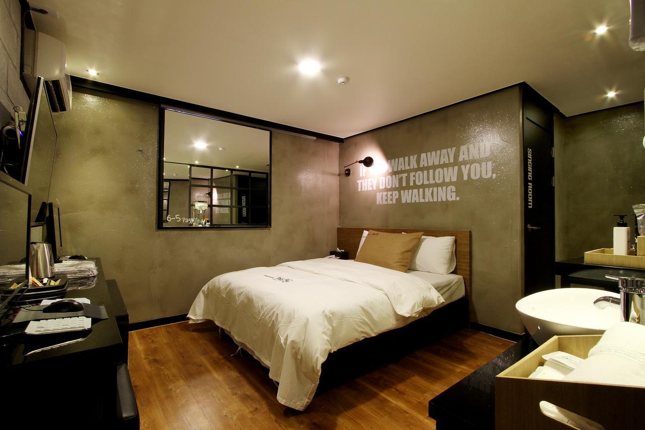 Daejeon Page Hotel Exterior photo